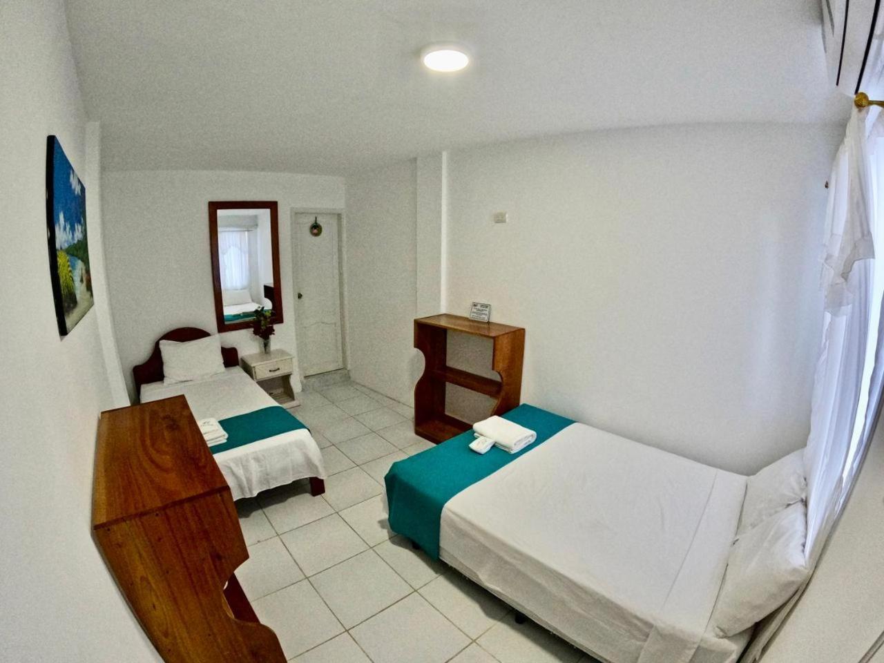 Galapagos Isabela Hotel Loja Puerto Villamil Buitenkant foto